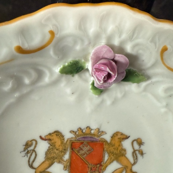 1930’s VON SCHIERHOLZ German Porcelain Decorative Plate - Picture 2 of 9